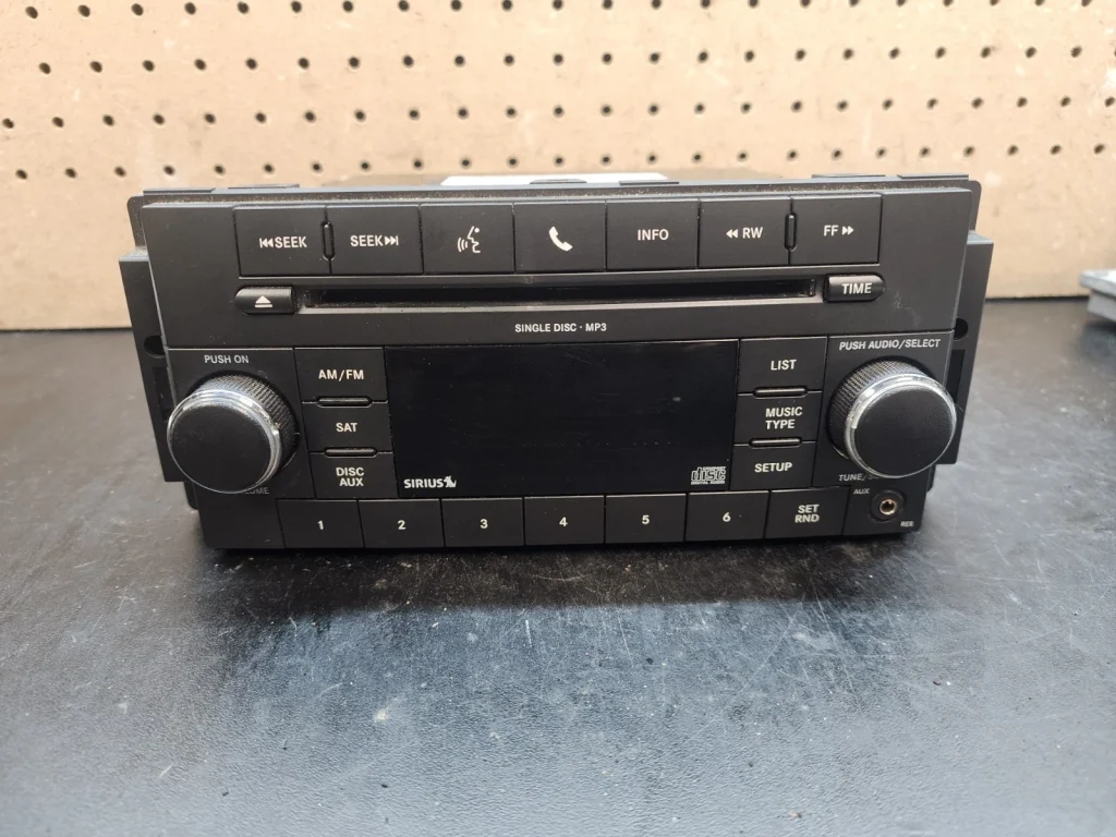 face of radio P05091117AC