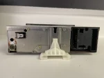 ford radio F62F-19B132 - Image 2